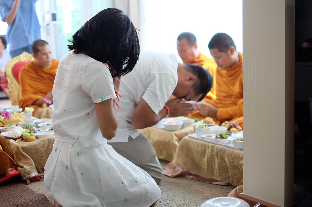 ทำบุญขึ้นบ้านใหม่ หมู่บ้านคาซ่าวิว บางนา